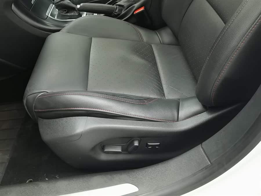 Citroen C5 2014 car image #21