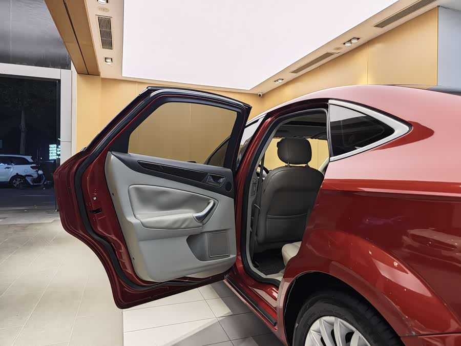 Ford Mondeo-Zhisheng 2012 car image #21