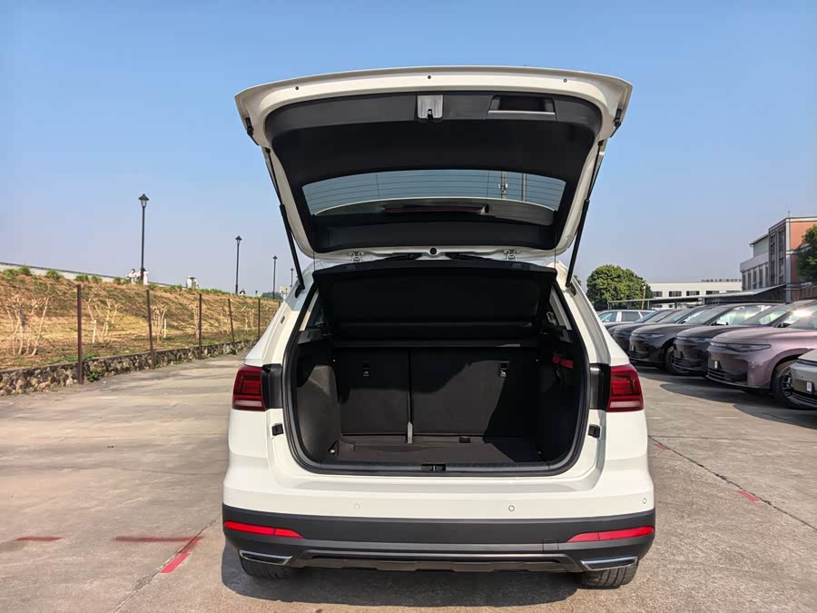 Volkswagen Tharu 2022 #21 Volkswagen Tharu 2022 car image #21