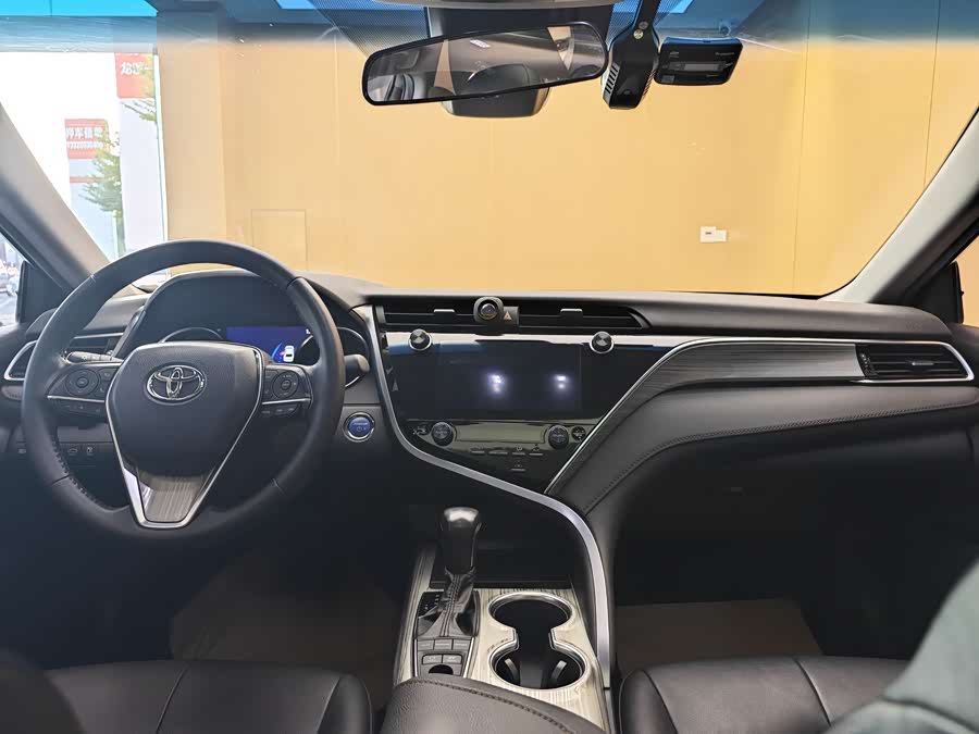 Toyota Camry 2020 #21 Toyota Camry 2020 car image #21