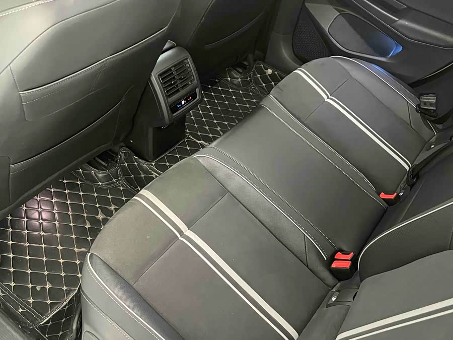 Volkswagen Golf 2021 #21 Volkswagen Golf 2021 car image #21