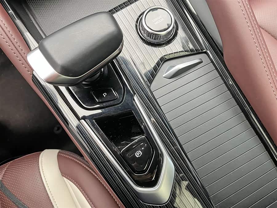 GEELY Monjaro 2022 car image #21