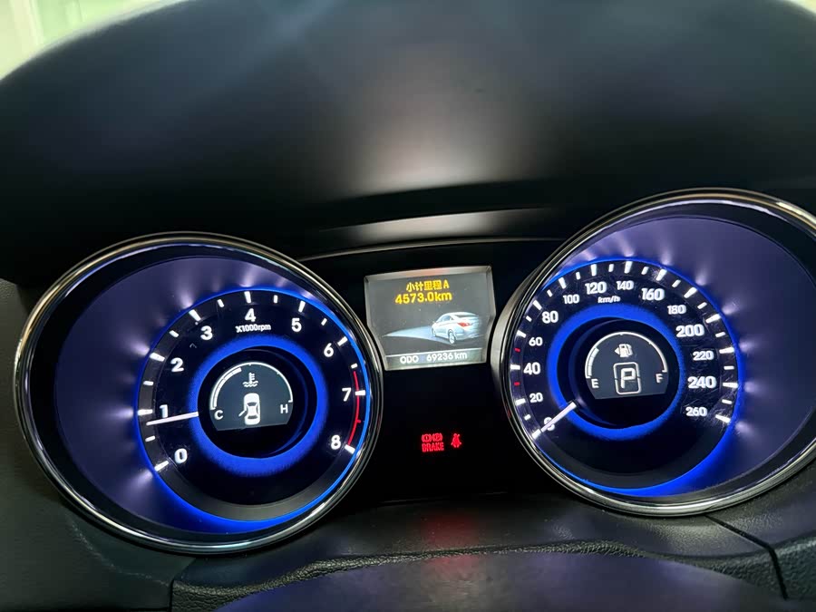 Hyundai Sonata 2013 #21 Hyundai Sonata 2013 صورة سيارة #21