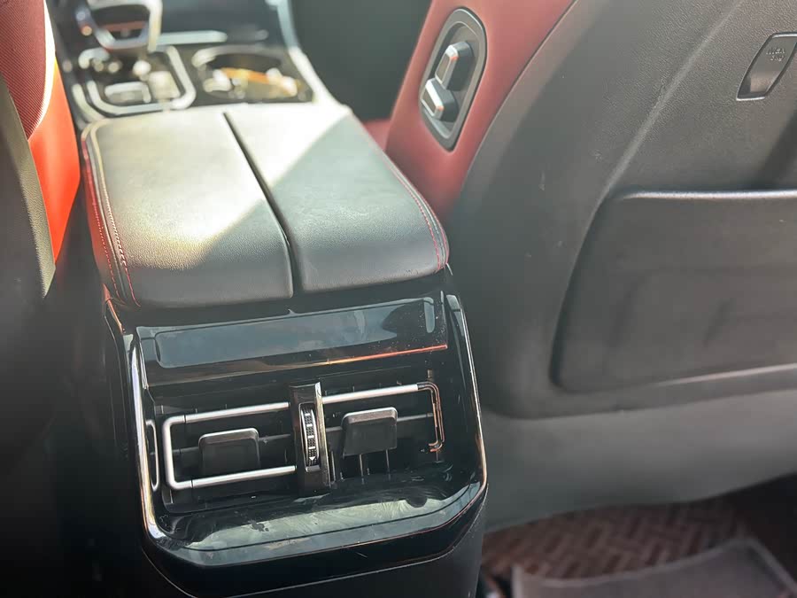 Forthing T5 EVO 2021 car image #21