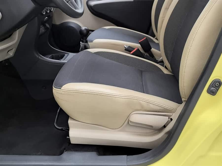 Suzuki Alto 2012 car image #21