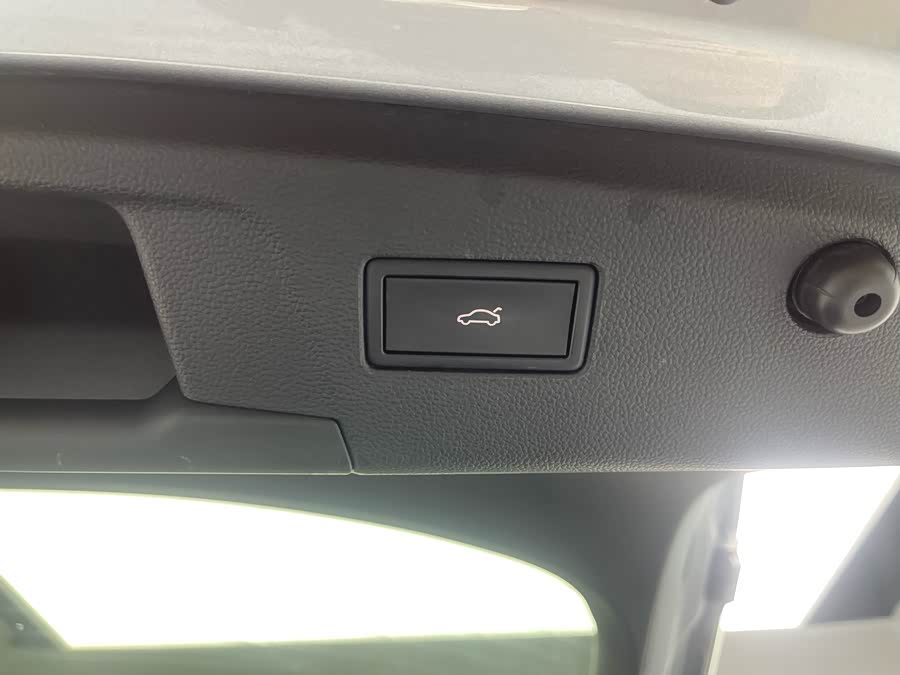 Volkswagen Tiguan X 2021 car image #21