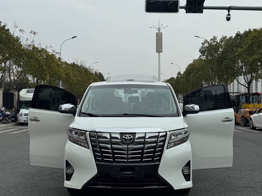 Toyota Alphard 2017 изображение автомобиля #21