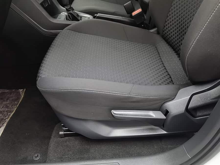 Volkswagen Tacqua 2021 car image #21