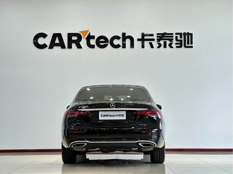 Mercedes-Benz E Class 2023 car image #21