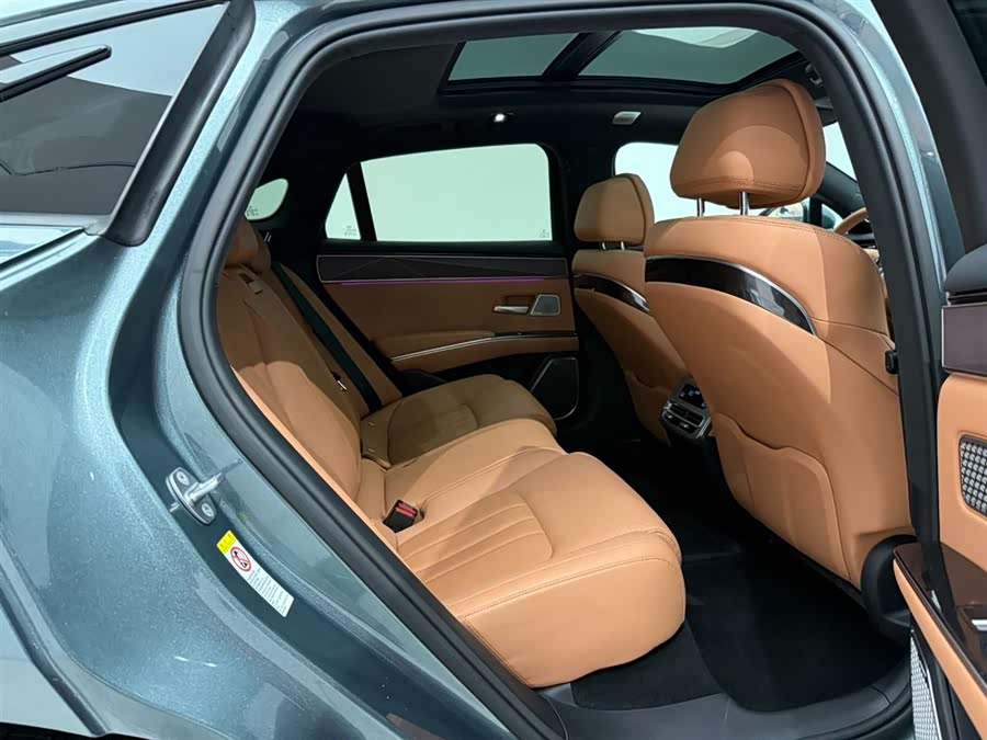 BYD HanL 2025 #21 BYD HanL 2025 car image #21