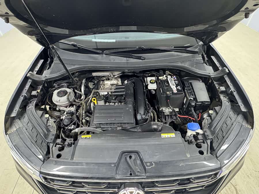 Volkswagen Tayron 2023 immagine di auto #21