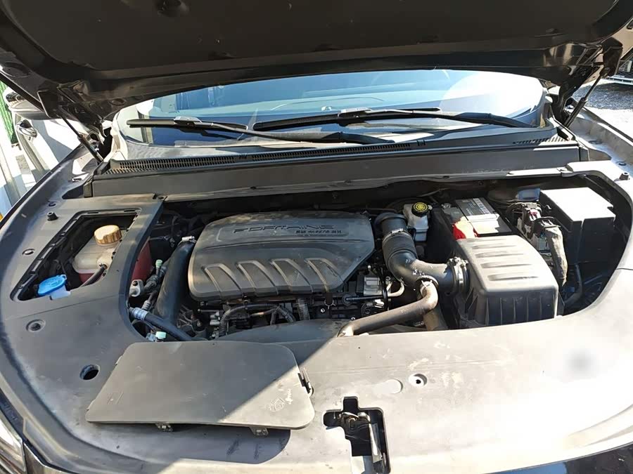 Forthing T5 EVO 2022 car image #21