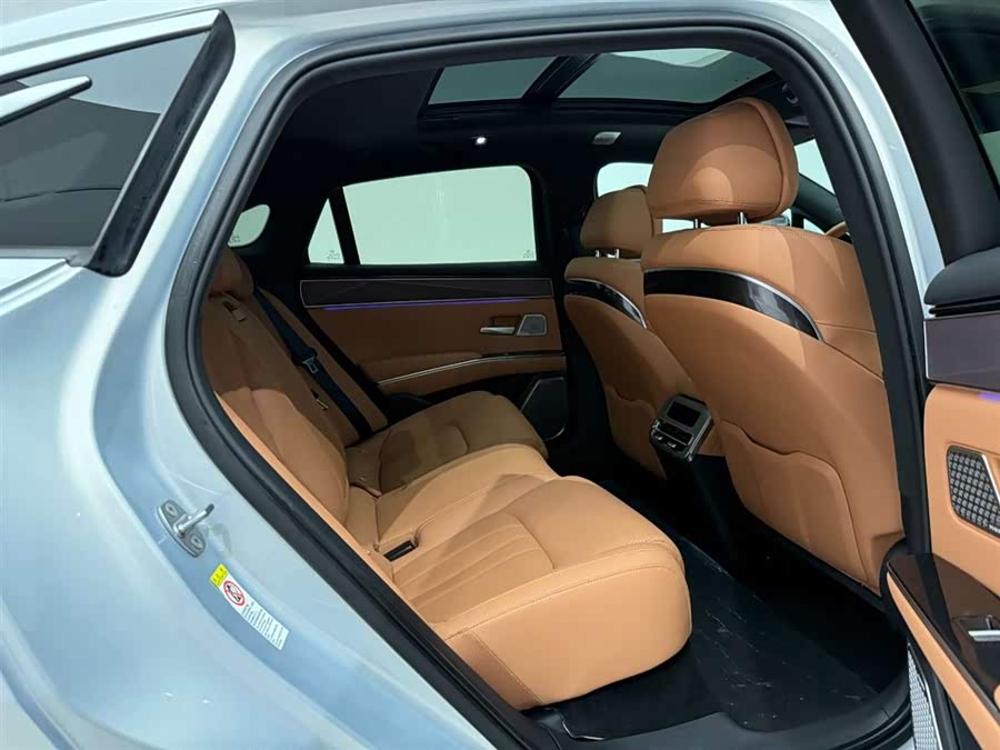 BYD HanL 2025 #21 BYD HanL 2025 صورة سيارة #21