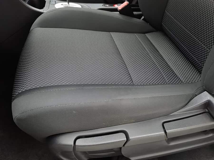 MG 3 2016 car image #21