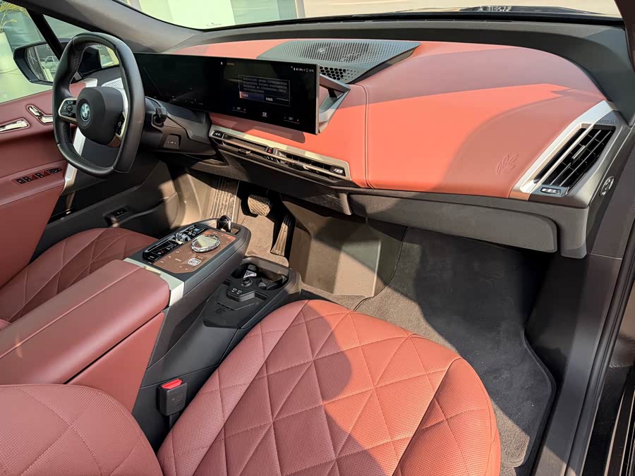 BMW iX M60 2023 #21 BMW iX M60 2023 car image #21