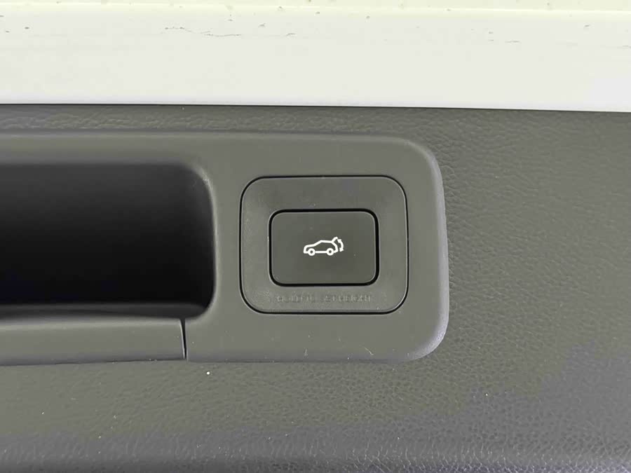 GAC Trumpchi ES9 2024 #21 GAC Trumpchi ES9 2024 car image #21