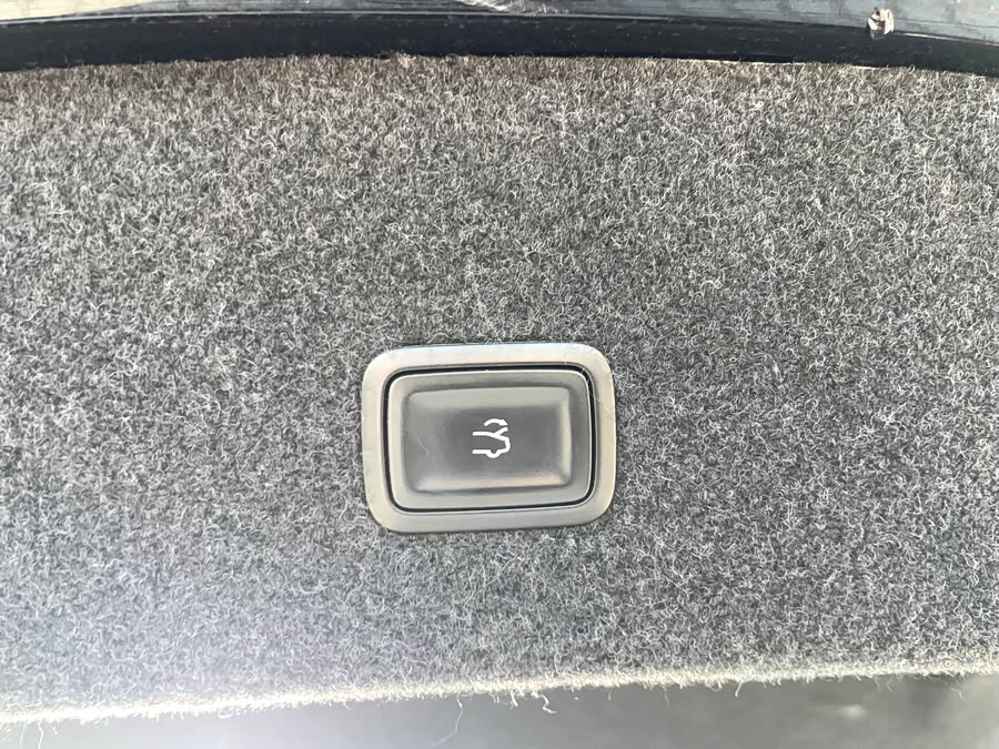 哪吒汽车 哪吒S 2023 汽车图片 #21