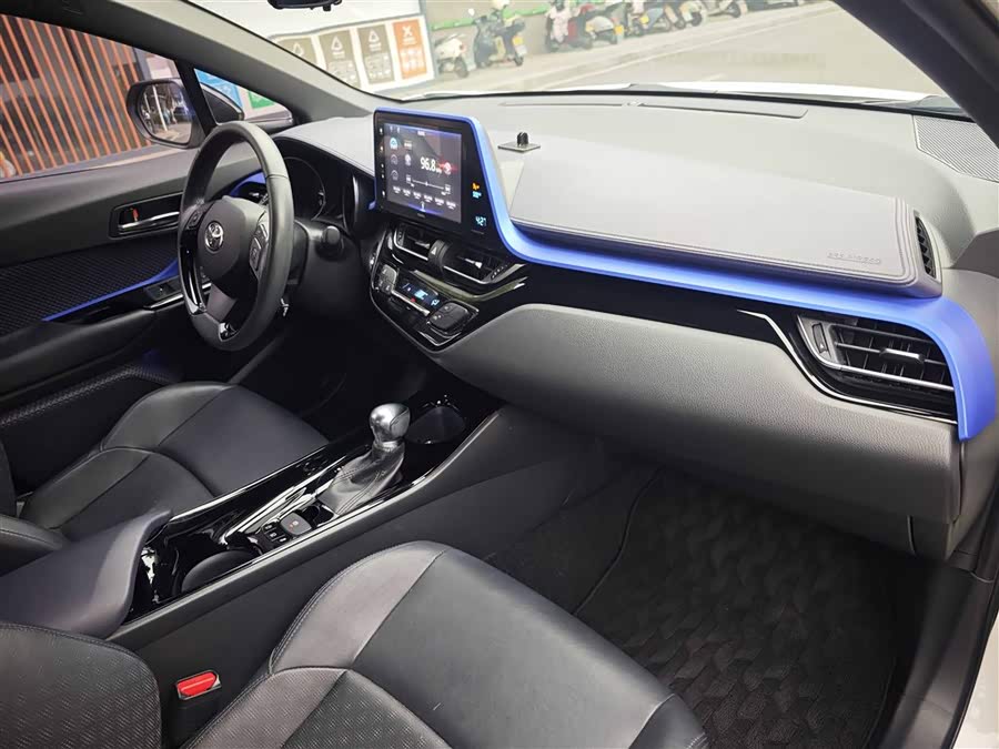 Toyota Izoa 2019 car image #21