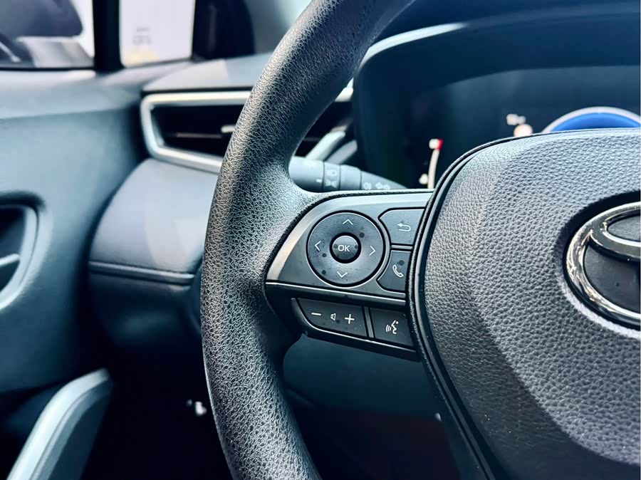 Toyota Corolla Cross 2024 immagine di auto #21