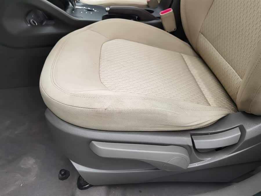 Hyundai ix35 2012 car image #21