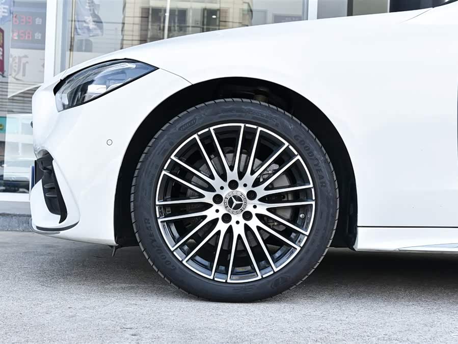 Mercedes-Benz C Class 2023 car image #21