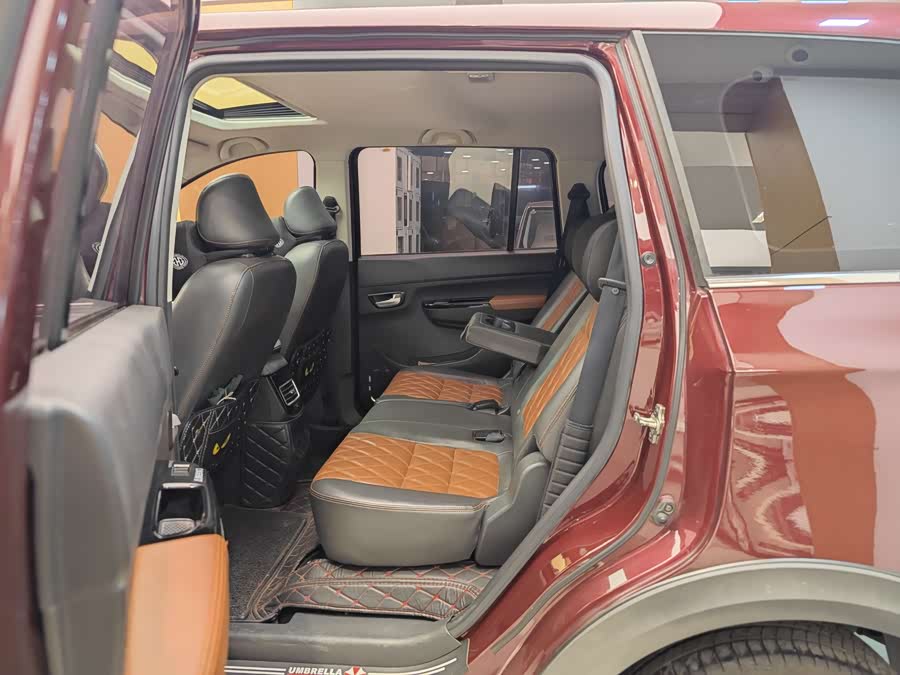 SWM斯威汽车 SWM斯威X3 2019 汽车图片 #21