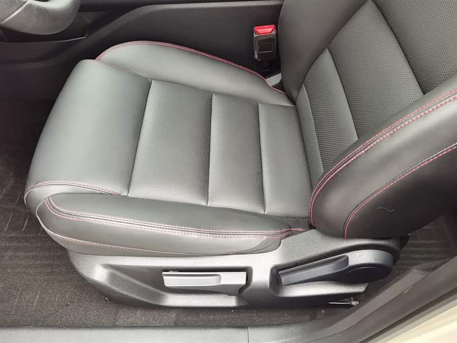 GEELY Binray 2019 car image #21