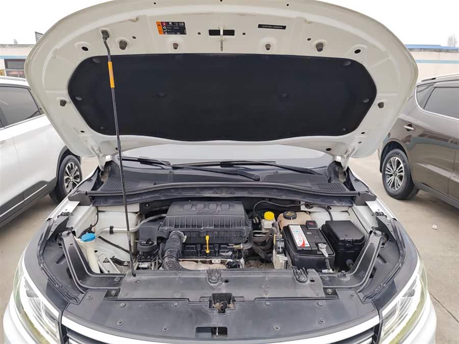 Roewe RX3 2018 изображение автомобиля #21