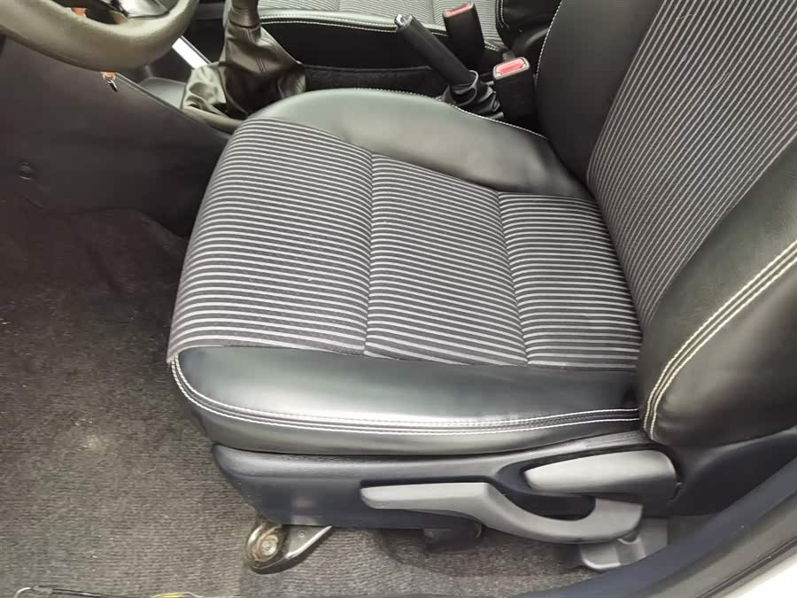 Toyota Yaris L Zhixuan 2021 image de voiture #21