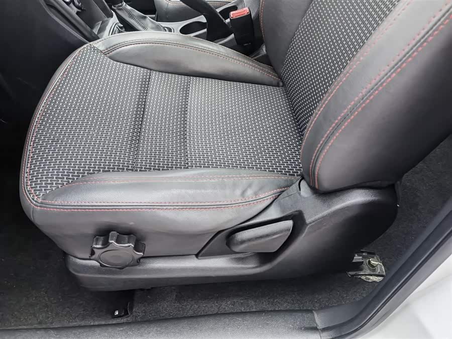 Chery Tiggo 3 2016 car image #21