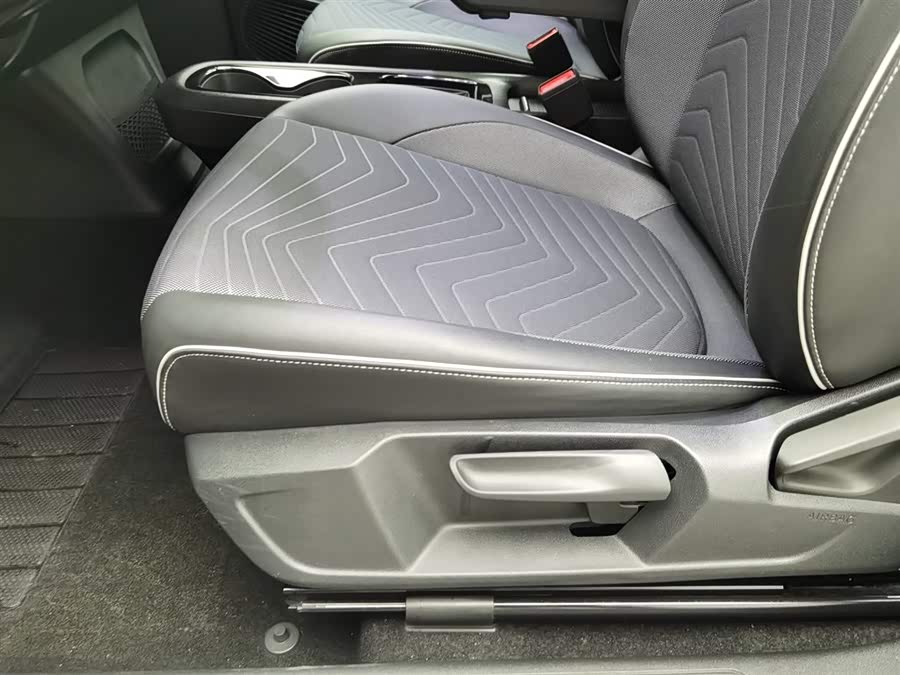 Volkswagen ID.3 2023 #21 Volkswagen ID.3 2023 car image #21