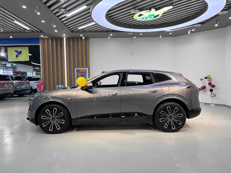 Avatr 07 2024 صورة سيارة #21