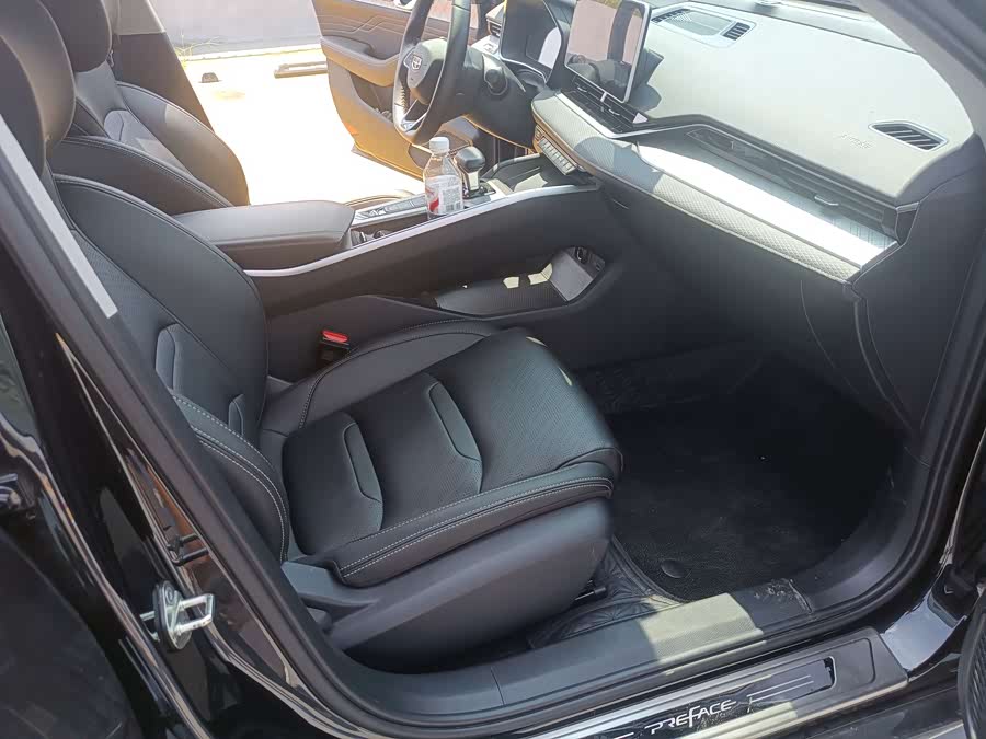 GEELY Preface 2022 car image #21