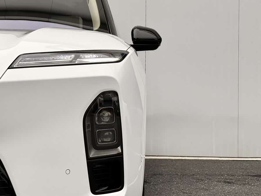 蔚来 蔚来ES8 2025 汽车图片 #21