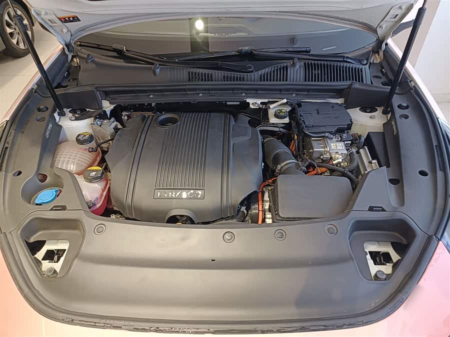 Lynk & Co 03 New Energy 2021 #21 Lynk & Co 03 New Energy 2021 car image #21