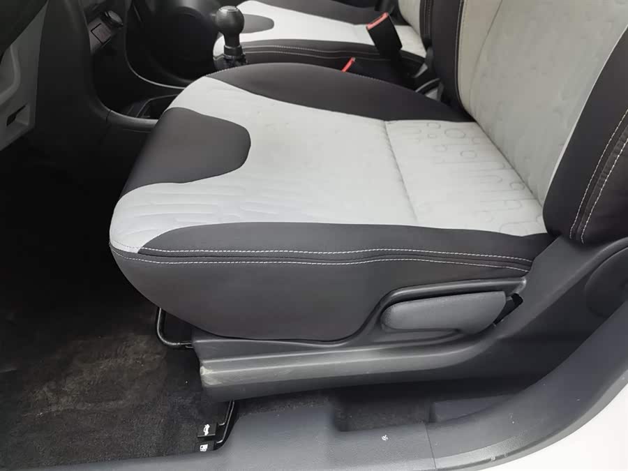 Suzuki Alto 2014 изображение автомобиля #21