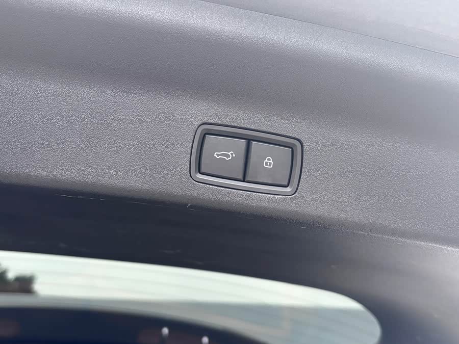 Li L9 2024 image de voiture #21