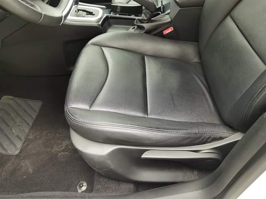 Citroen C4L 2014 изображение автомобиля #21