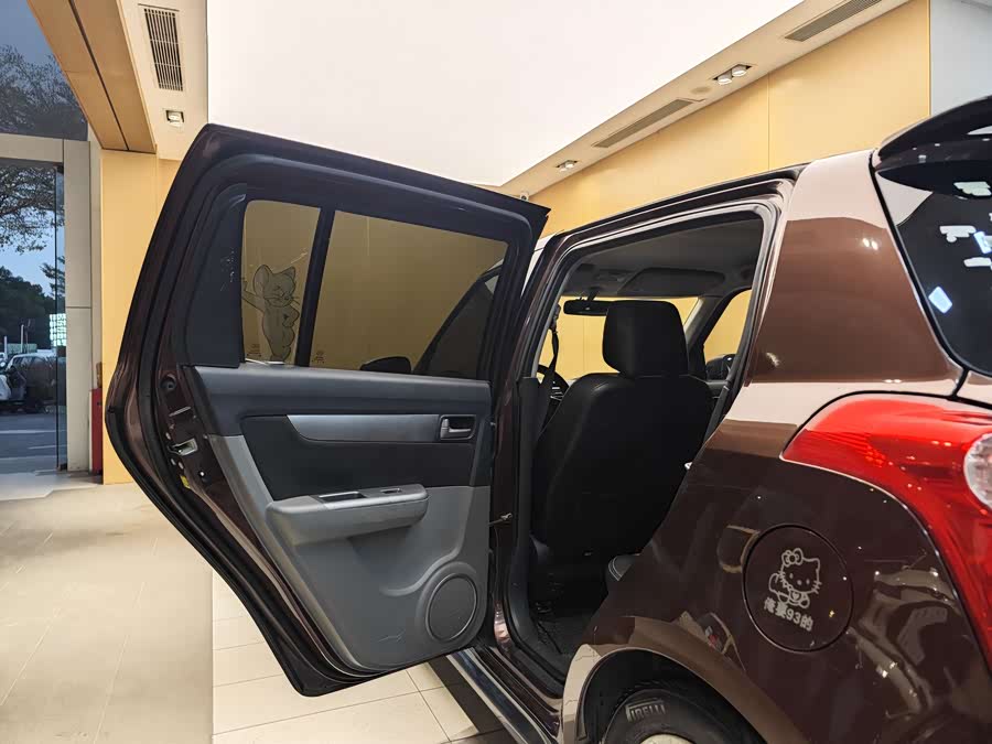 Suzuki Swift 2015 car image #21