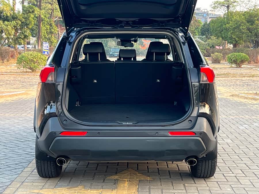 Toyota RAV4 Hybird E+ 2022 #21 Toyota RAV4 Hybird E+ 2022 صورة سيارة #21