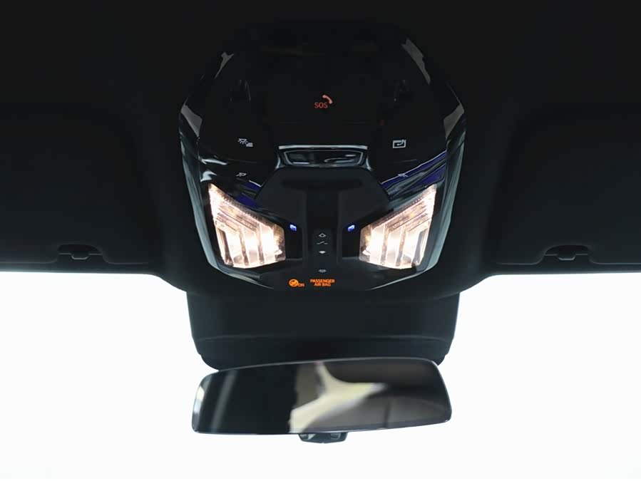 BMW 7 Series 2024 car image #21