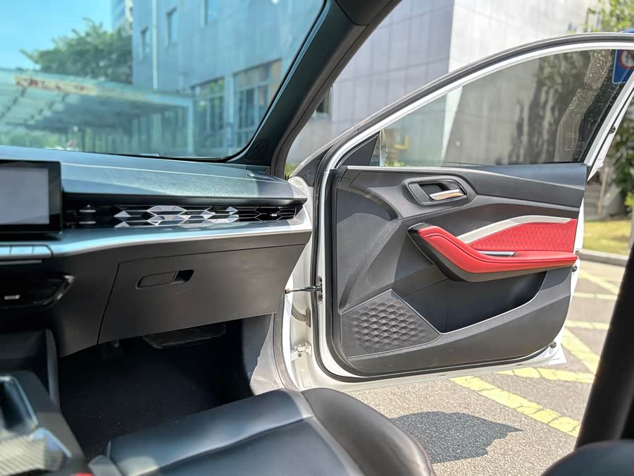 MG 5 2021 car image #21