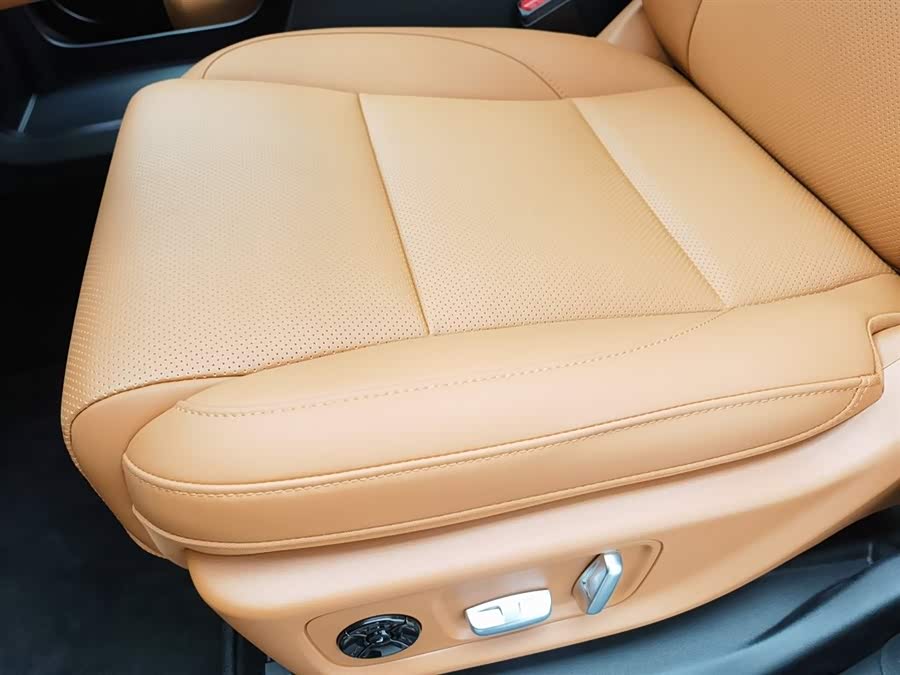 Li L6 2025 imagen de coche #21