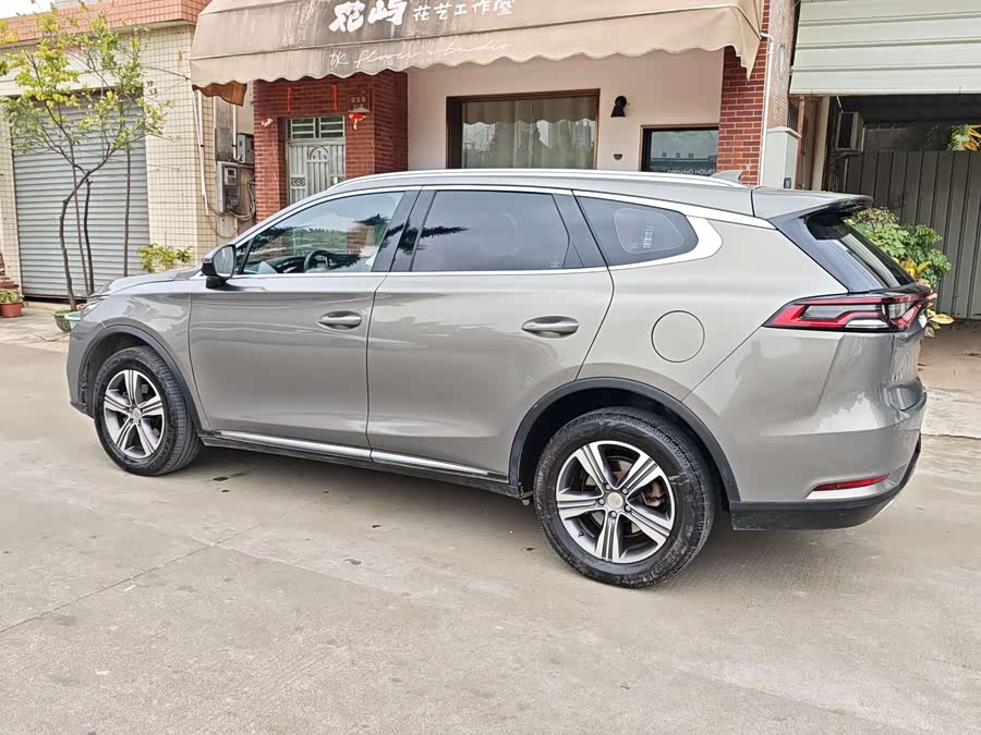 BYD Tang 2019 immagine di auto #21