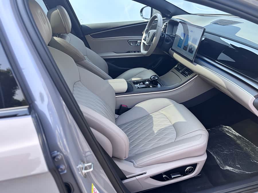 BYD Han 2024 #21 BYD Han 2024 car image #21