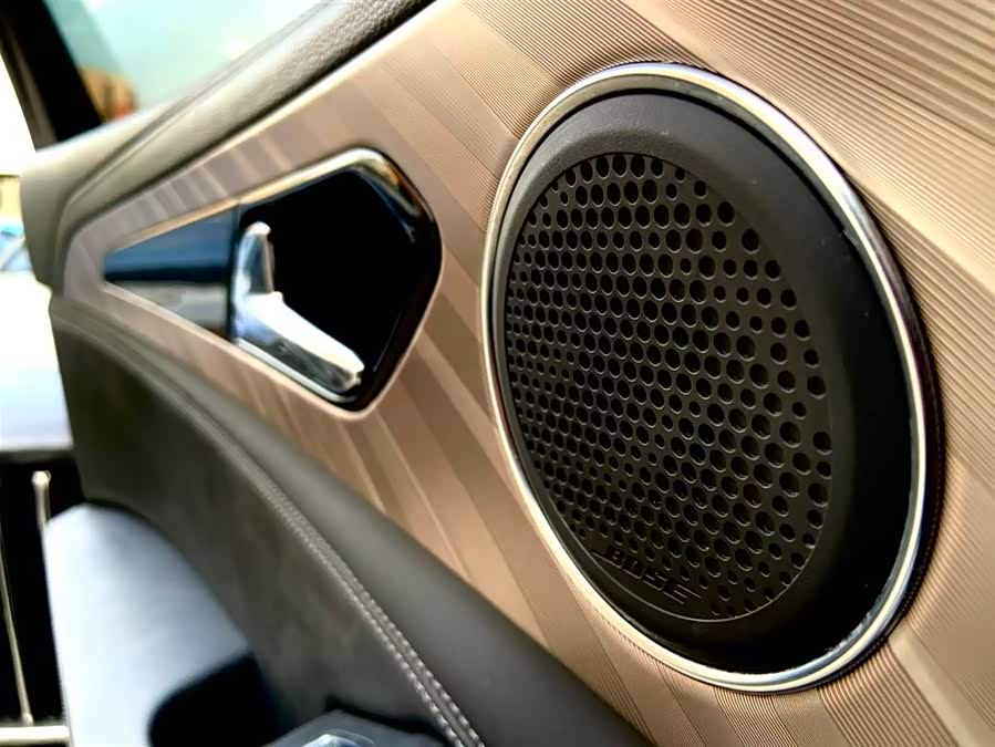 HongQi H9 2023 car image #21