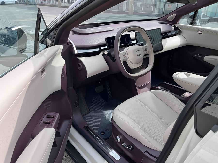 极氪 极氪X 2024 汽车图片 #21