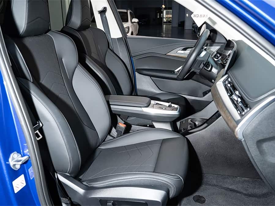 BMW iX1 2024 صورة سيارة #21