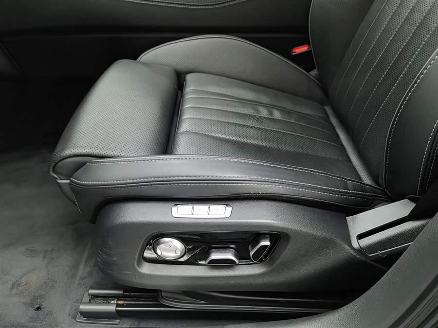 HongQi H9 2023 car image #21