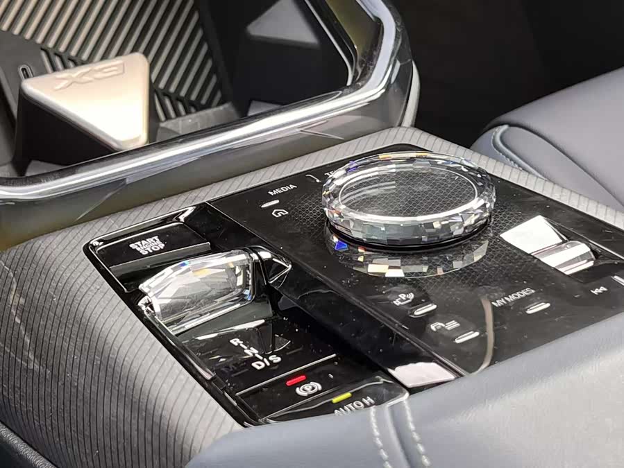 BMW X3 2025 immagine di auto #21